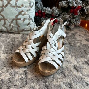 GUESS white leather wedge sandals